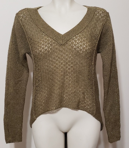 Silver Jeans Sweaters - Silver Jeans gold metallic knit/crochet sweater